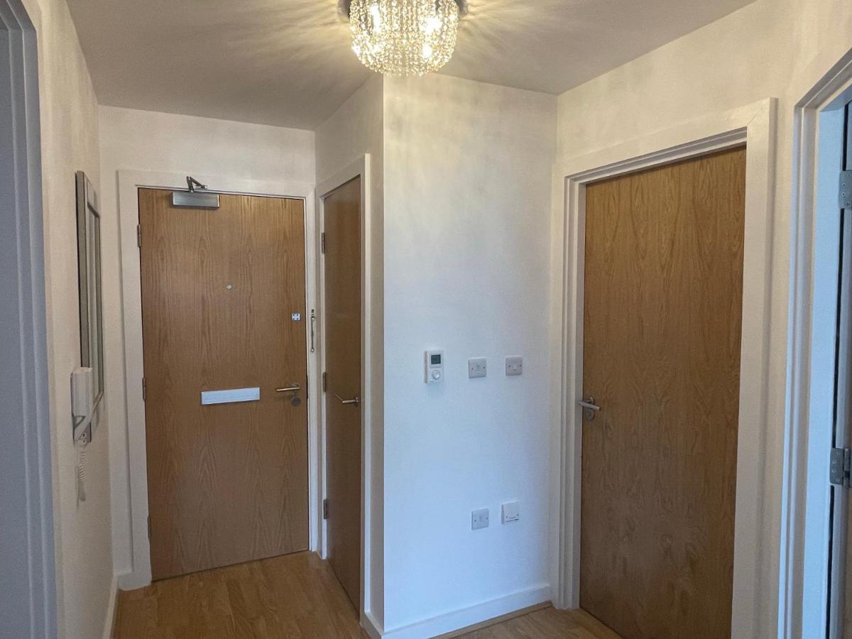 Moda Wigan - Stylish 2 Bed Apartment Central Wigan Extérieur photo
